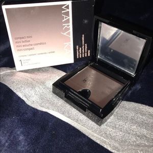 Mary Kay Mini Compact - Black magnet tray